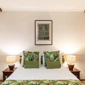 https://hibiscus-resort-and-spa.queenslandhotels.net