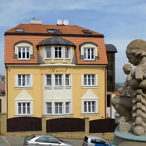 Garni Rambousek Prága