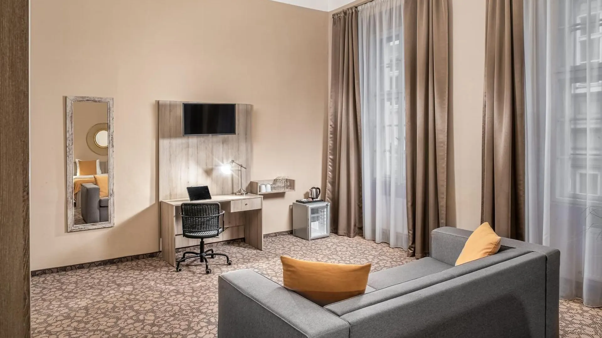 Hotel 